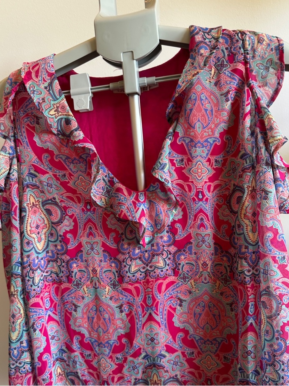 ESQUALO Pink Paisley Ruffle V-Neck Blouse